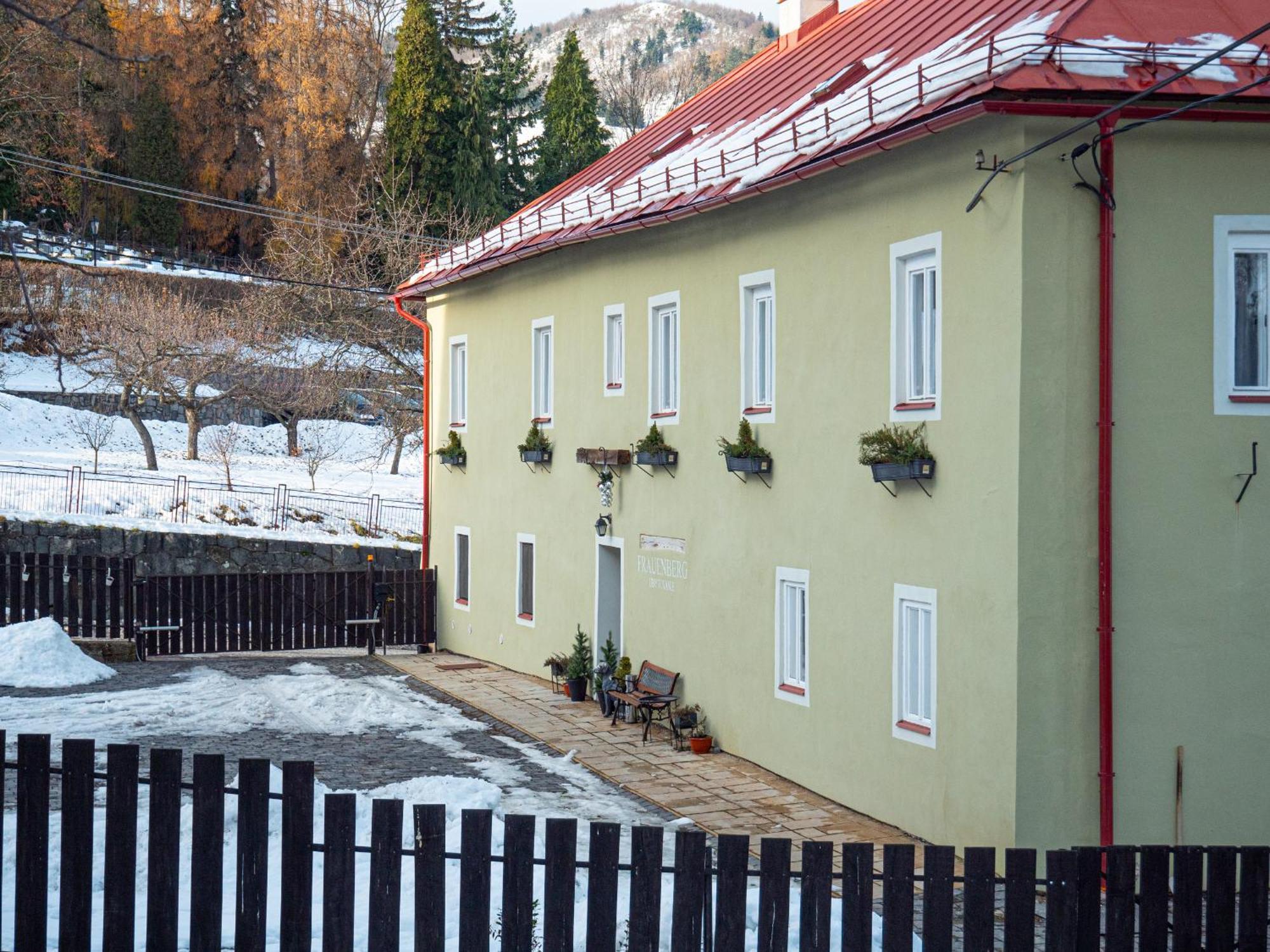 Frauenberg Daire Banská Štiavnica Dış mekan fotoğraf